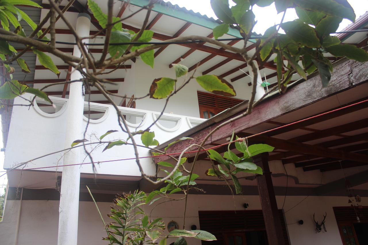 Julie Guest House Tangalle Luaran gambar